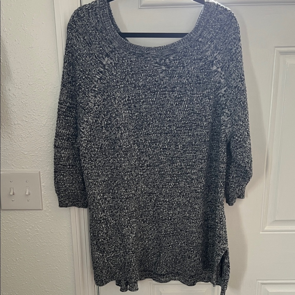 Women’s Lane Bryant gray long sleeve sweater size 18/20